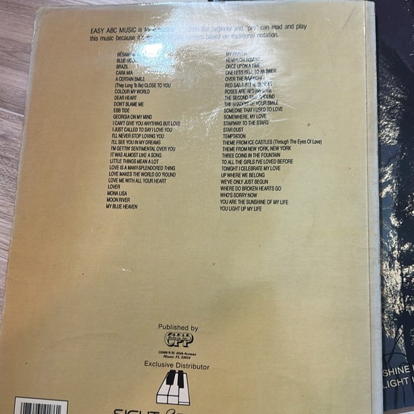 1984 & 1989 Easy ABC music for keyboards or piano super easy hits and 50 top - Picture 3 of 5